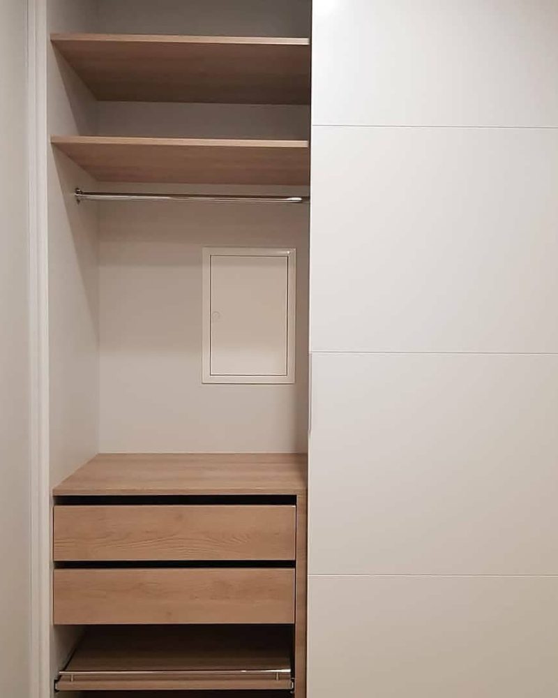 Шкаф-купе белый с зеркалом фото