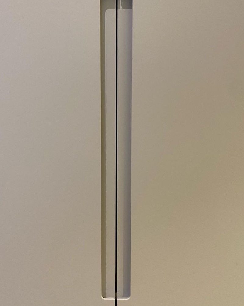 Распашной шкаф бежевый фото