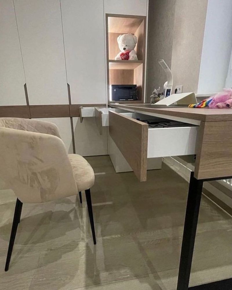 Распашной шкаф серый фото